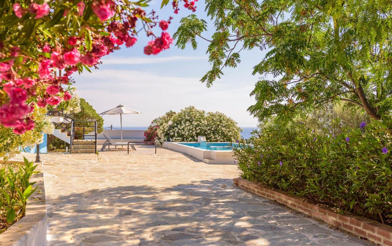 Mouzakis Villas Agia Paraskevi  Zewnętrze zdjęcie